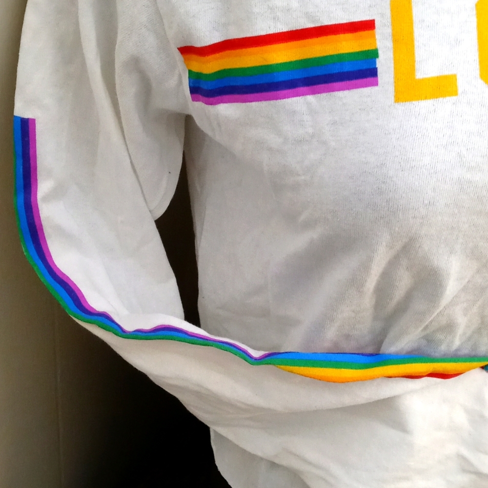 Ladies top - Picture 3 of 4